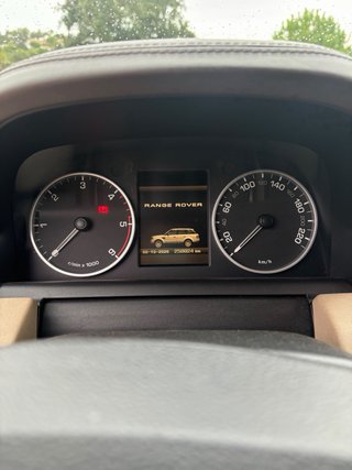 Land Rover Range Rover Sport 2011