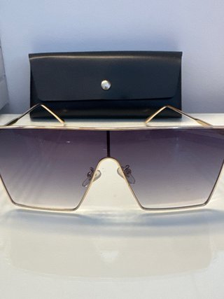Gafas de Sol Estilo Pantalla Doradas