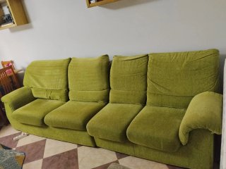 Sofá 4 plazas verde
