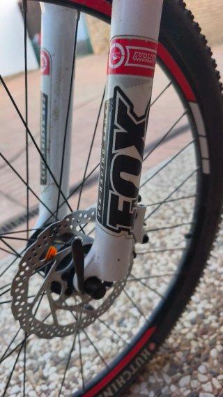 Bicicleta de Montaña Orbea Alma Carbono