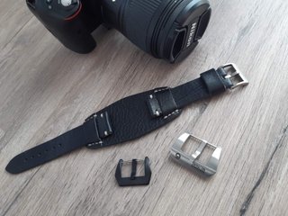Correa de Reloj Artesanal de Cuero Negro