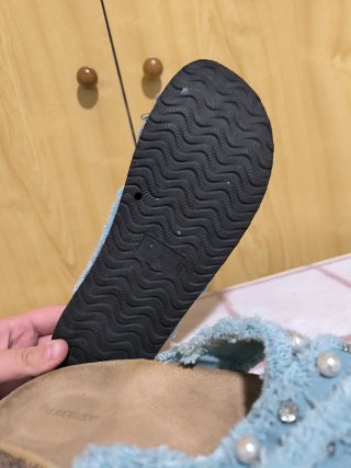Sandalias de tela vaquera con perlas