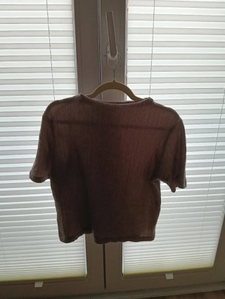 Camiseta de terciopelo color topo