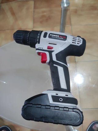 Taladro Atornillador Power Plus 18V