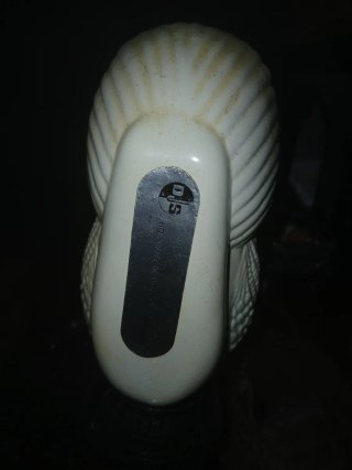 Botellero Momia Egipcia Porcelana Blanca