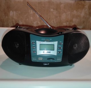 Radio CD Portátil ELBE GPM-222-USB