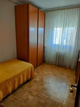 Piso reformado  muy cerca del centro de Ávila.