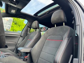 VOLKSWAGEN GOLF GTI PERFORMANCE