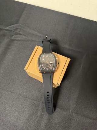 Reloj Elegante Resistente al Agua Negro/Dorado