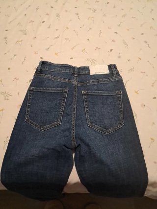 Pantalón vaquero campana