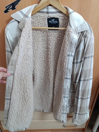 Chaqueta Hollister forro invierno M