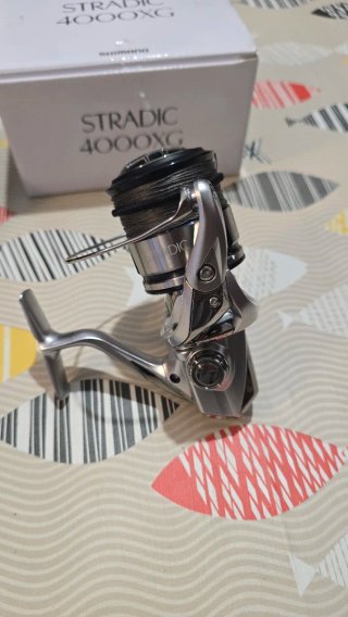 CARRETE SHIMANO STRADIC 4000XG