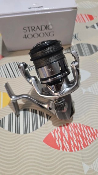 CARRETE SHIMANO STRADIC 4000XG
