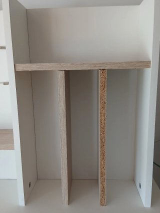 Escritorio Blanco con Estantería