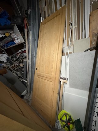 Puerta Corredera de Madera de Pino
