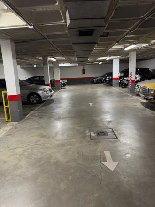 Parking de garaje en teatinos