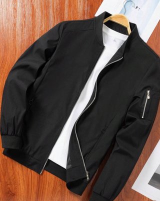 Chaqueta Estilo Bomber Negra