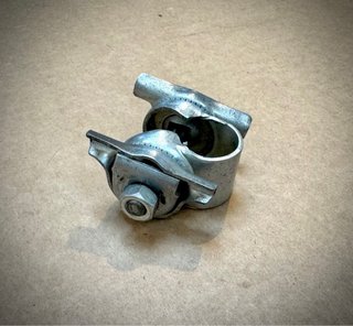 Nuez para sillín de bicicleta Montesa T15