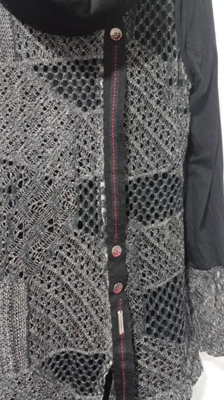 Vestido tipo Desigual negro y gris de punto