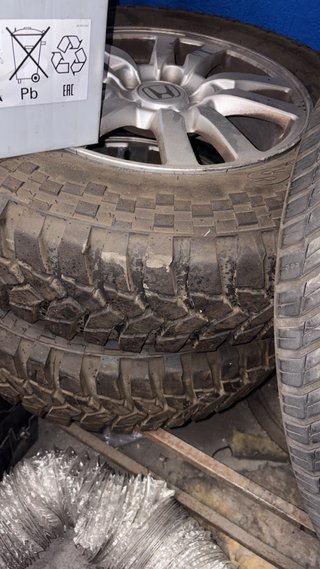 Llantas con Neumáticos 4x4 Honda