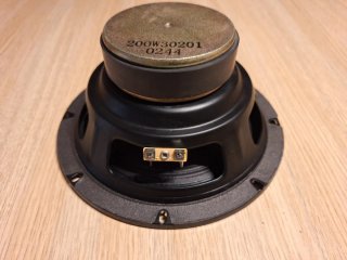 JBL woofer 200watios 8 pulgadas