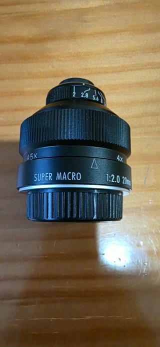 Objetivo Zhongyi 20mm f/2 Macro 4.5X