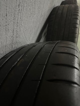 Neumáticos Michelin PS4 205/55 R16