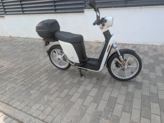 Askoll es3 moto eléctrica scooter
