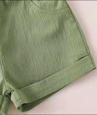 Conjunto bebé niña top flores y shorts