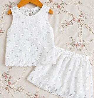 Conjunto blanco bordado niña 8-12 meses