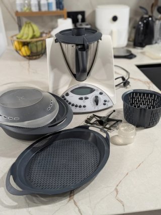 Thermomix TM31 con accesorios