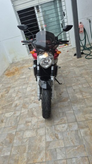 Yamaha FZ6 2005 Naked Roja y Negra