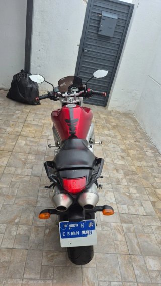 Yamaha FZ6 2005 Naked Roja y Negra