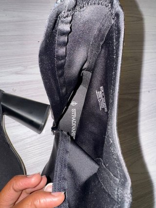Botines negros de Stradivarius poco usados