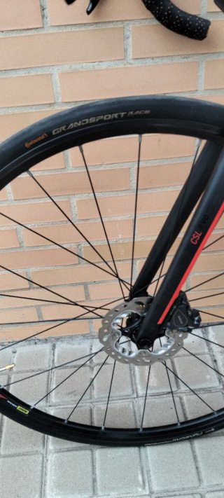 Bici carretera carbono Talla M + regalo zapatillas