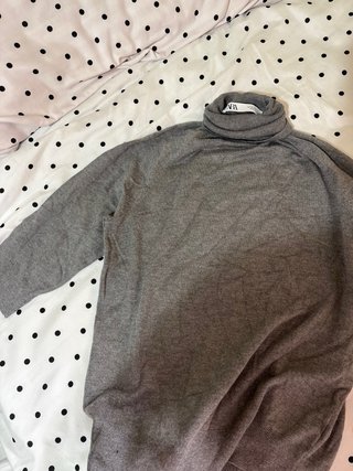 Jersey Zara cuello alto gris talla M