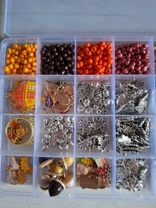 Caja abalorios y charms otoño