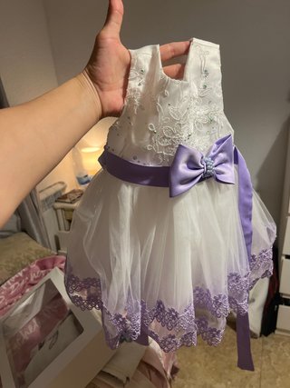 Vestido Blanco y Morado con Lazo