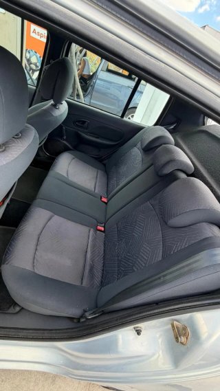 Renault Clio 2003