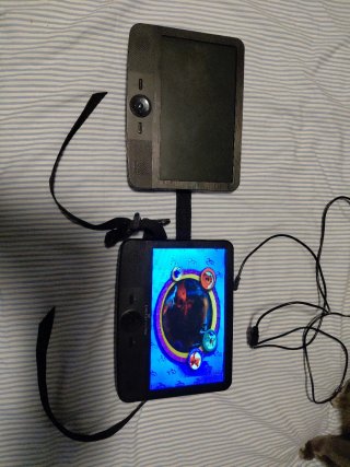 Reproductor DVD Doble pantalla y USB portátil .