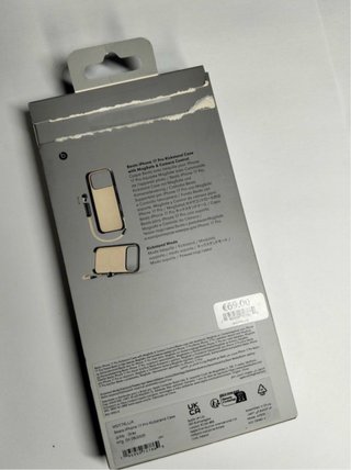 Funda Apple Beats Kickstand MagSafe iPhone 17 Pro