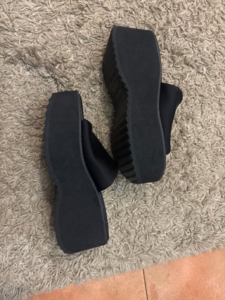 Sandalias Stradivarius negras