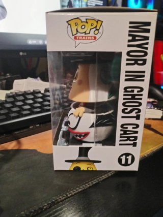 Funko Pop Disney 11 Mayor in Ghost cart