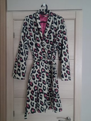Bata de Invierno 3/4 Animal Print.