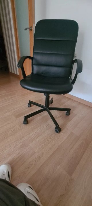 Silla de escritorio negra