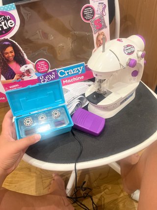 Máquina de Coser Infantil Shimmer 'n Sparkle