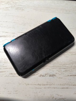 Nintendo New 2DS XL Negra y Azul