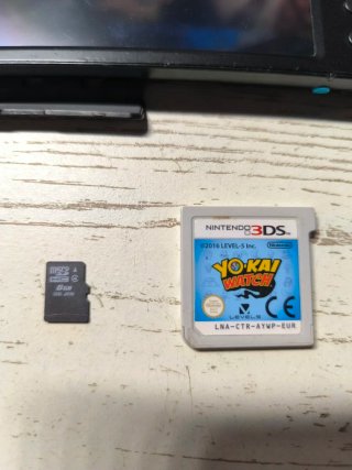 Nintendo New 2DS XL Negra y Azul