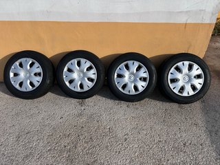 4 neumaticos DUNLOP sin estrenar