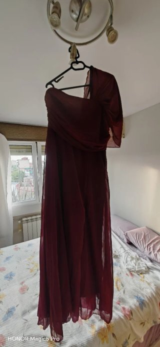 Vestido de Fiesta Asimétrico Burdeos Talla XL